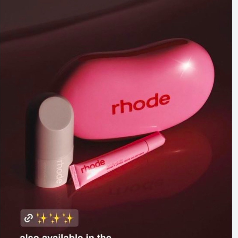 Rhode Jelly Bean Pouch
Brand new